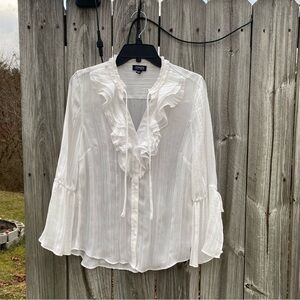 Jone’s New York M Delicate Feminine White Ruffled Blouse